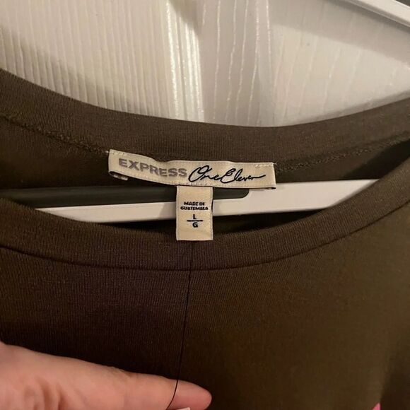 Express Army Green Tie Front Tee Short Sleeve Top y’all nwt large - Picture 7 of 8